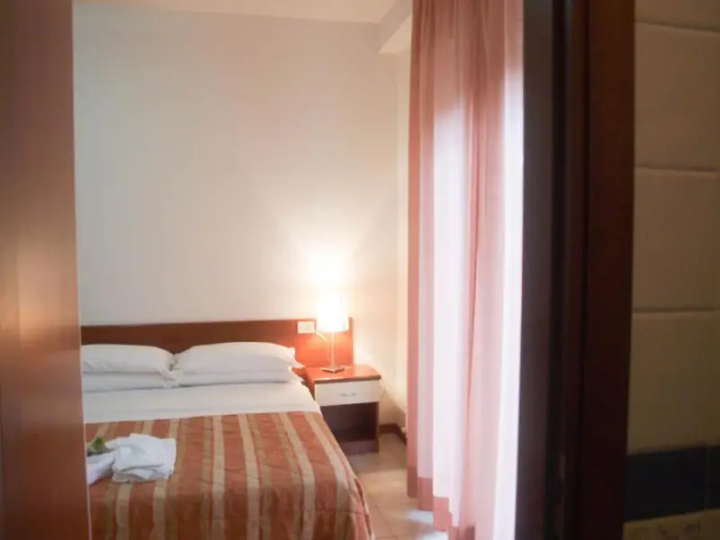 One-Bedroom Apartment (4 Adults)